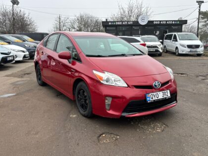 Toyota Prius 30