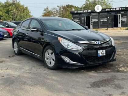 HYUNDAI SONATA 2012 Hybrid